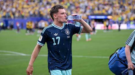 Beim DFB-Team herrscht in der Offensive eine kleine Formflaute. Insbesondere ein Liverpool-Star bereitet Kopfschmerzen, berichtet SPORT1-Reporter Manfred Sedlbauer. 