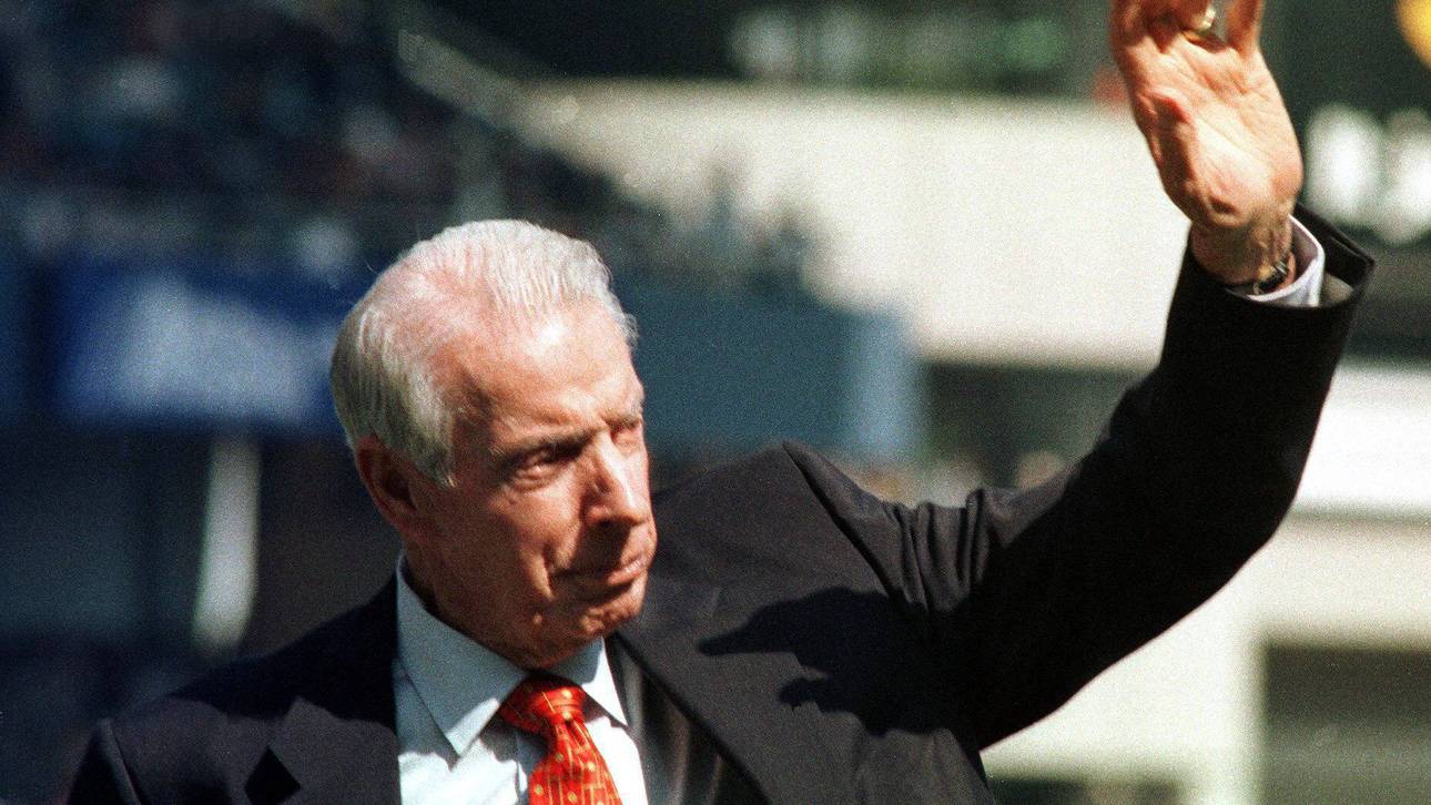 Joe DiMaggio 1998, ein Jahr vor seinem Tod