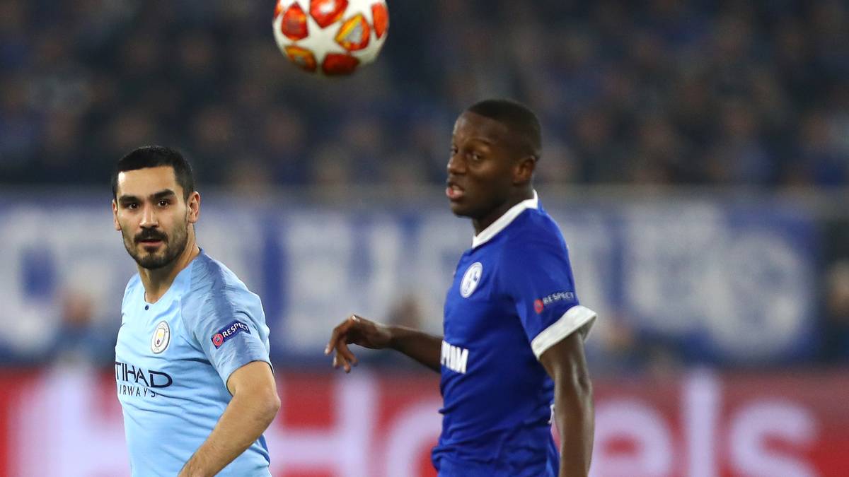 HAMZA MENDYL: Spielte so etwas wie eine hängende Spitze hinter Uth. Konnte aber wenig Akzente setzen und irrte teilweise recht orientierungslos umher, vielleicht auch weil er diese Position nicht so oft spielt. SPORT1-Note: 5