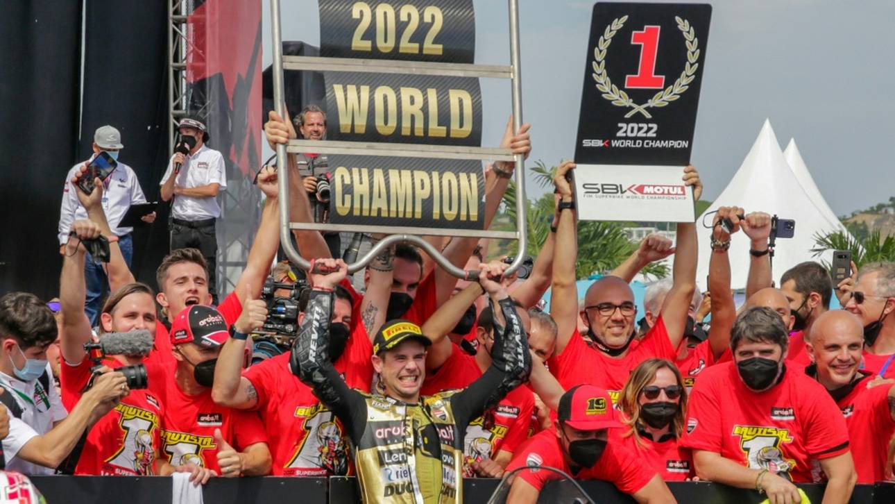 Nach MotoGP-Titel: Ducati triumphiert auch in Superbike-WM