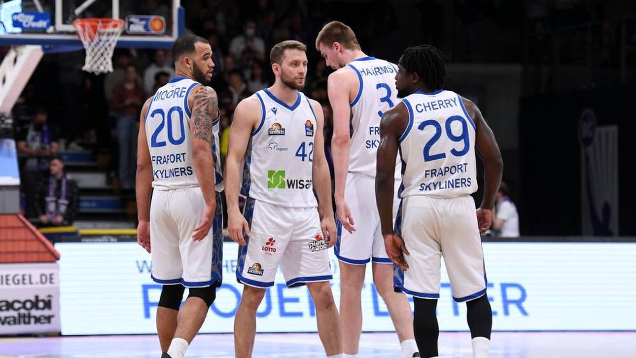 Frankfurt stürzt weiter ab