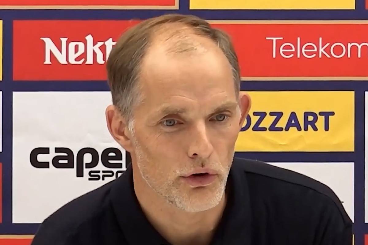 Englands Trainer Thomas Tuchel zeigt sich nach dem 5:0-Kantersieg in der WM-Qualifikation gegen Serbien begeistert. Der Deutsche lobt die Disziplin und Intensität seiner Mannschaft überschwänglich.