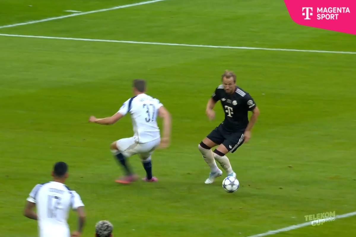 Noch müssen wir auf den Bundesliga-Start warten, doch schon jetzt läuft Harry Kane heiß. Der Stürmer lässt seinem Ex-Team Tottenham keine Chance und eröffnet für den FC Bayern. Der Telekom Cup 2025 live und kostenlos bei Magenta Sport.