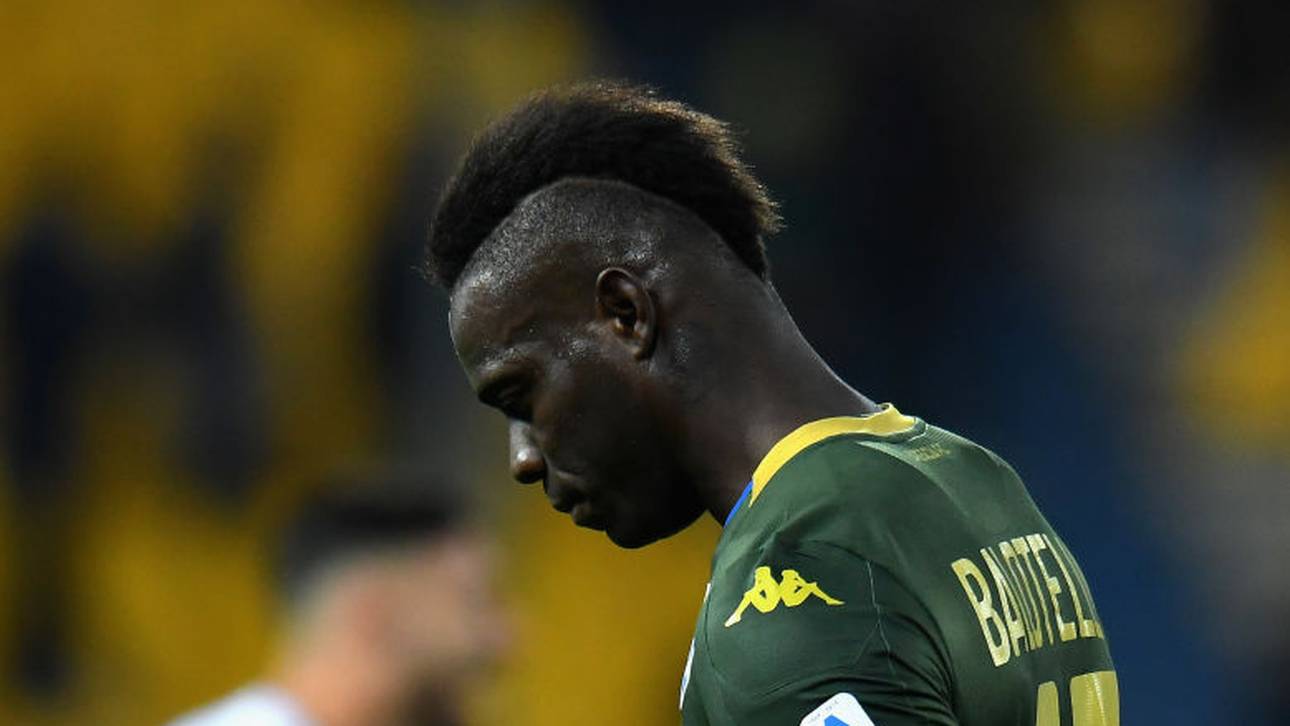 Balotelli zwei Spiele gesperrt