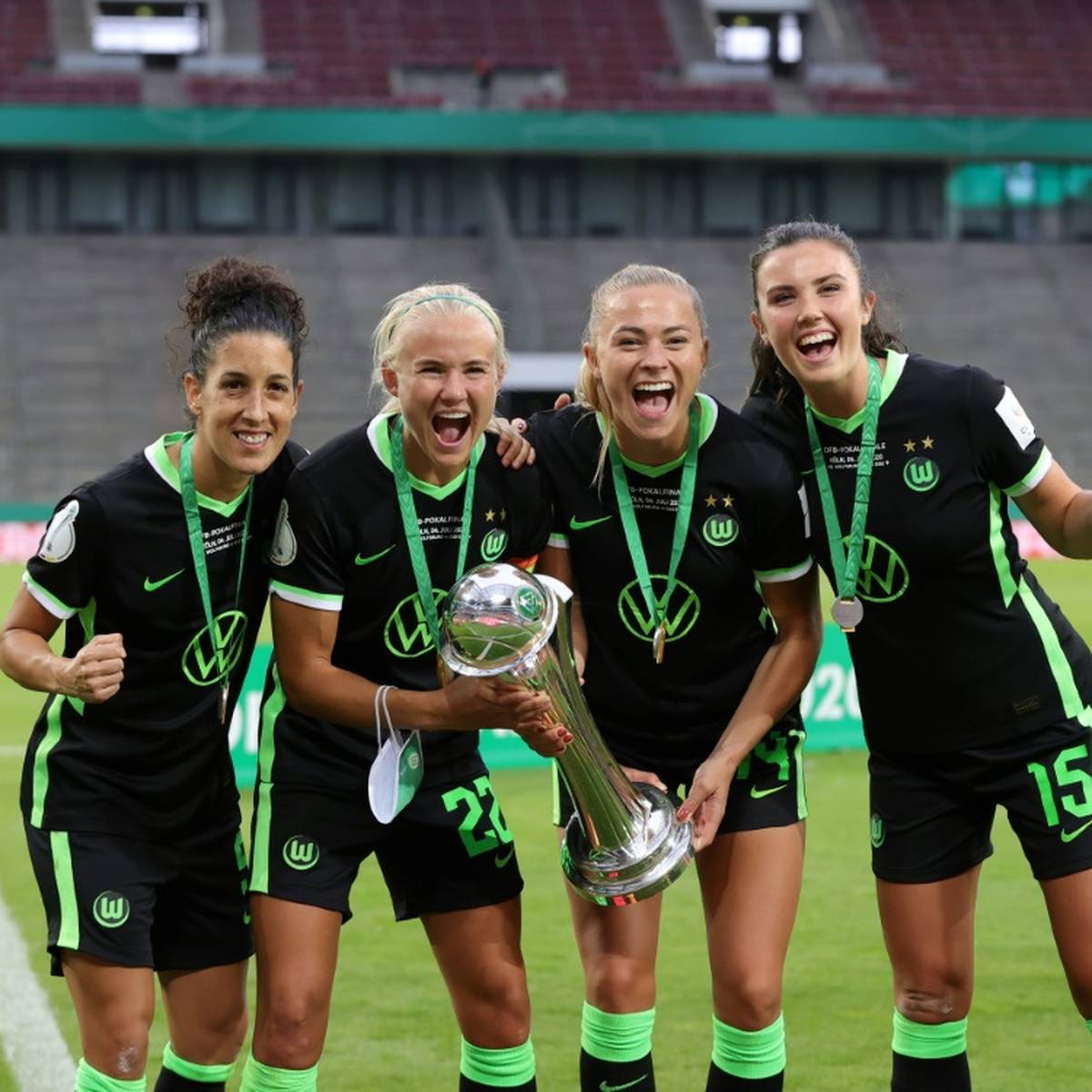 Dfb Pokal Frauen Endspiel Auf Den 30 Mai Verlegt