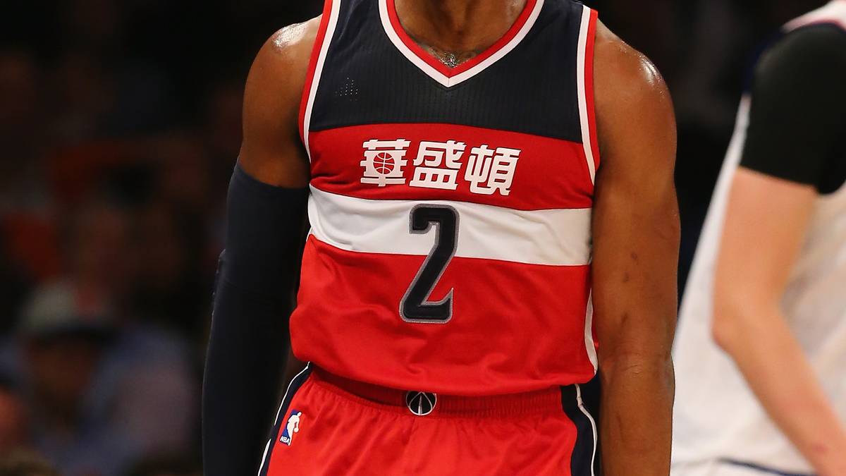 Zuletzt lacht aber Wall. Mit 28 Punkten und 17 Assists brennt er ein Feuerwerk ab