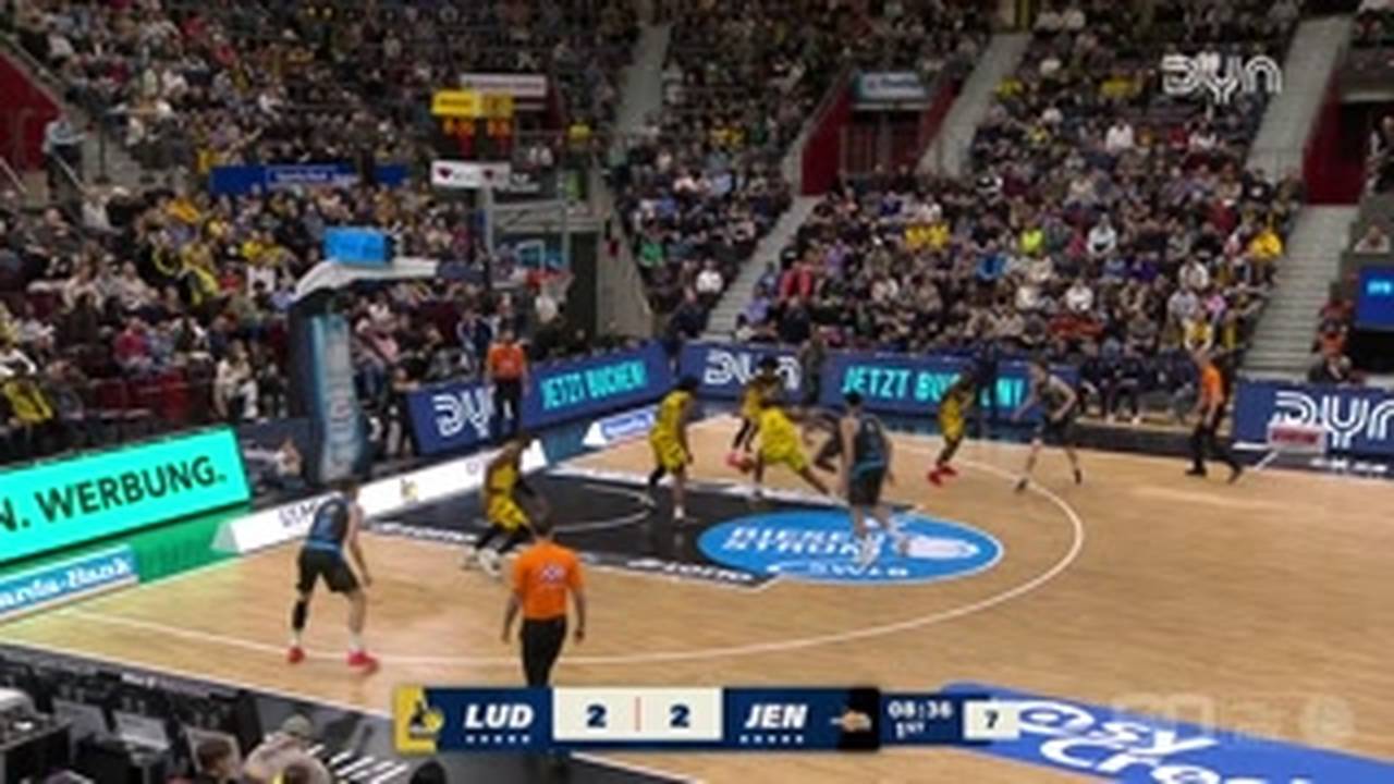 MHP RIESEN Ludwigsburg - Science City Jena | BBL-Highlights im Video