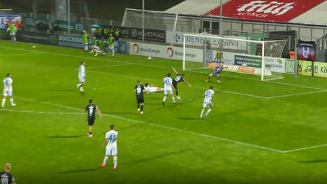 Die Highlights der Partie FC Viktoria Köln - Hansa Rostock  aus der 3. Liga im Video. 