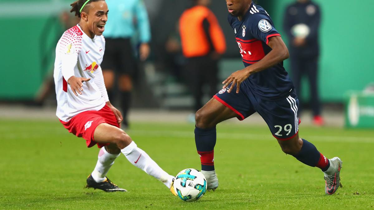 YUSSUF POULSEN: Nicht so auffällig wie zuletzt. Arbeitete wieder viel für die Mannschaft, brachte sich aber selbst kaum in Abschlussposition. Nach der Auswechslung Augustins in vorderster Front im RB-Angriff. Strahlte zwar wenig Torgefahr aus - holte aber den Elfmeter vor dem 1:0 raus. SPORT1-Note 3