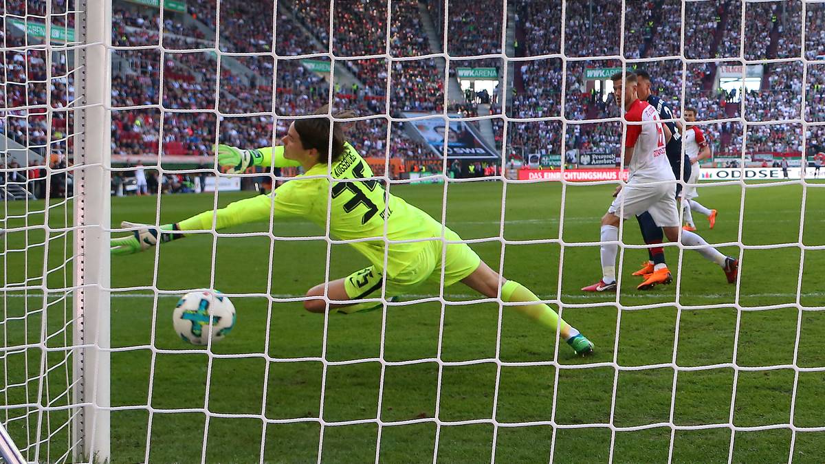 Danach dominieren sowieso nur noch die Bayern: Arjen Robben...