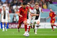 Deutschland blickt gespannt auf das EM-Viertelfinale gegen Spanien. Von einem Wundertor bis zur Blamage in Sevilla - die Duelle der beiden Nationen sind geprägt von denkwürdigen Momenten. Sport1 gibt einen Überblick über die legendärsten Begegnungen. 