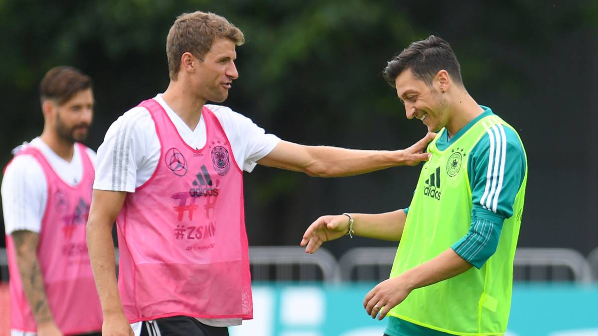 Speziell Müller transportierte das nach dem WM-Aus auch nach draußen - zwischen Zeilen, aber doch deutlich lesbar