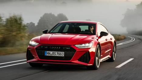 Der Audi RS7 Sportback kann mit zusätzlichen Dynamikpaketen bis zu 305 km/h schnell werden
