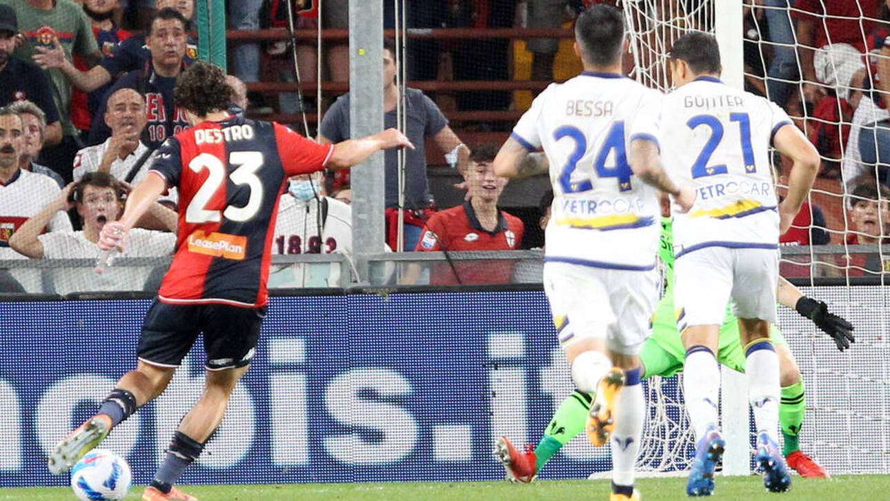 Destros irres Tor mit Wasserflasche