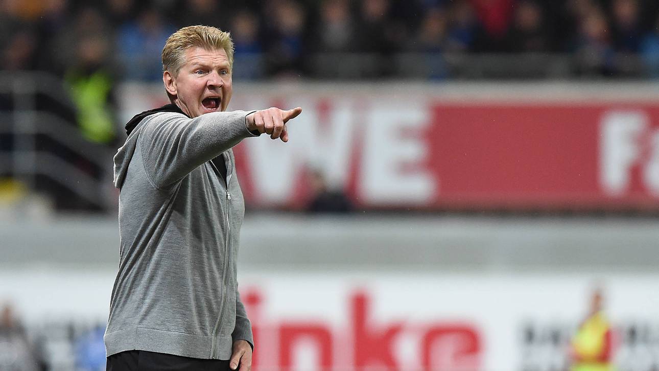 Effenbergs harte Hand spaltet Paderborn