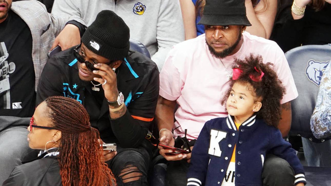 Vater Tee Morant (r.) und Kumpel Davonte Pack sollen schlechte Einflüsse sein