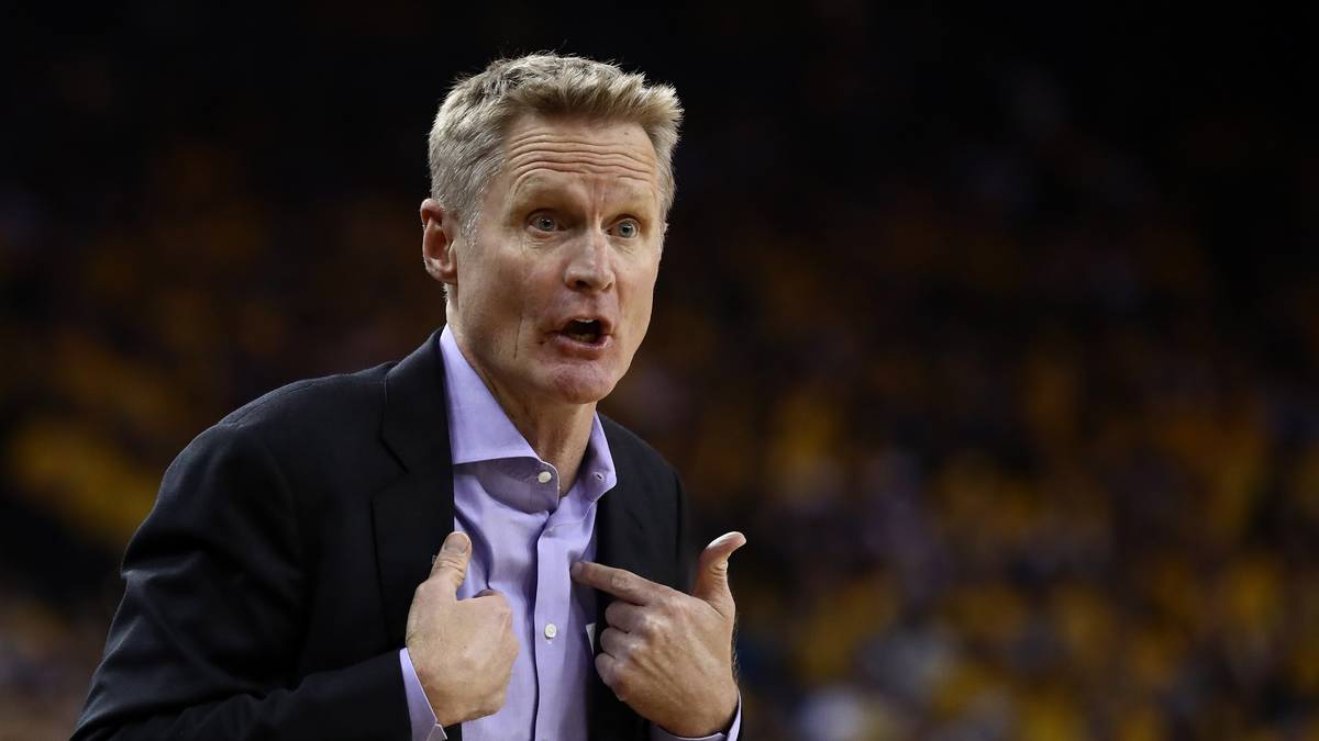 TRAINER SCHREIBT GESCHICHTE II: Kerr wiederum ist der erste NBA-Trainer, der in seinen ersten fünf Jahren jeweils in die Finals einzieht. Insgesamt ist er der siebte NBA-Trainer, der diese Marke erreicht