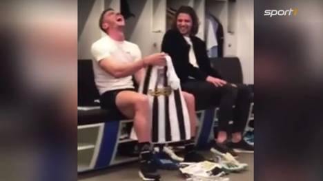 Robin Gosens hatte kürzlich verraten, Cristiano Ronaldo nach dessen Trikot gefragt, sich aber eine Abfuhr eingehandelt zu haben. Von Atalanta-Teamkollege Hans Hateboer gibt es nun ein spezielles Geschenk.