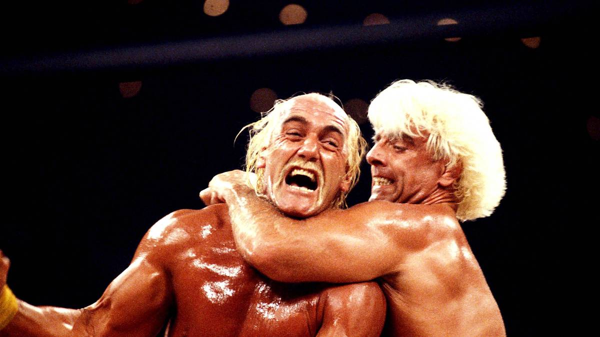 RIC FLAIR: Der "Nature Boy" war schon in den Neunzigern im Legenden-Alter, ein großer und schillernder Rivale von Hogan und vielen anderen, DER Star bei den früheren Konkurrenzverbänden NWA und WCW