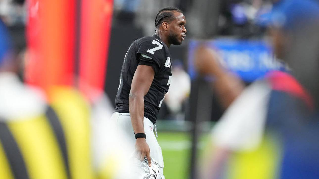 Quarterback Geno Smith von den Las Vegas Raiders