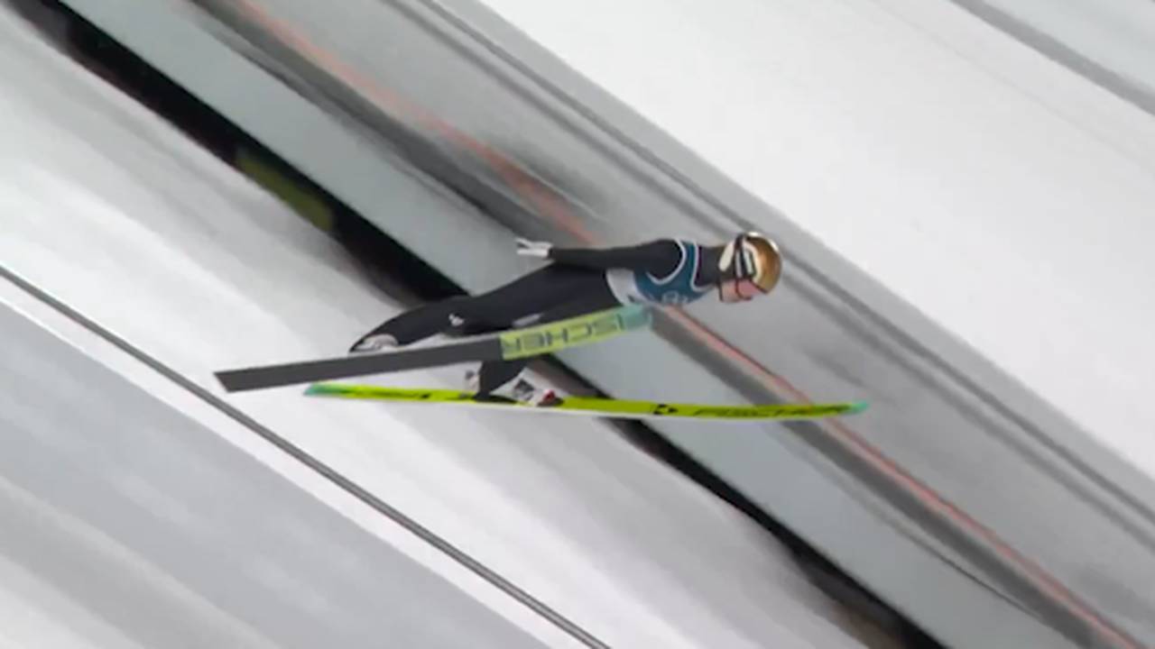 Gold-Überraschung im Skispringen