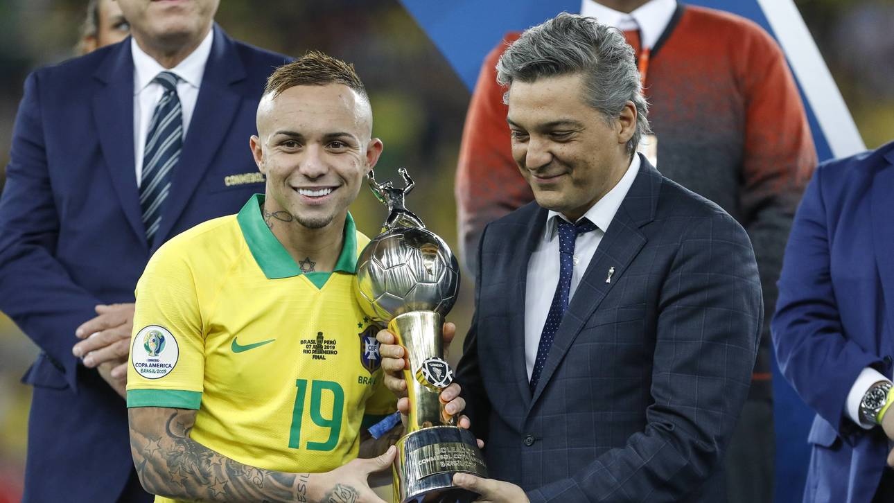 FCB-Flirt Éverton räumt bei Copa ab