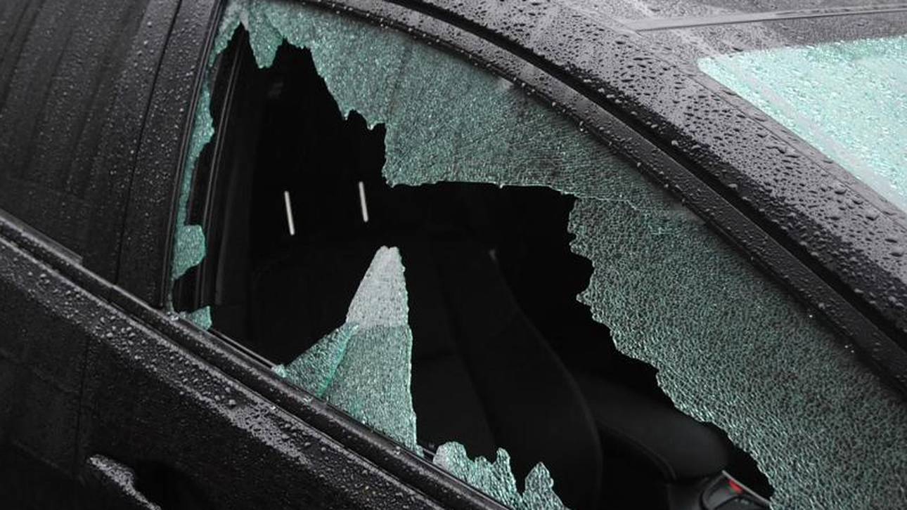 Halter zahlt für abgeschlepptes Auto