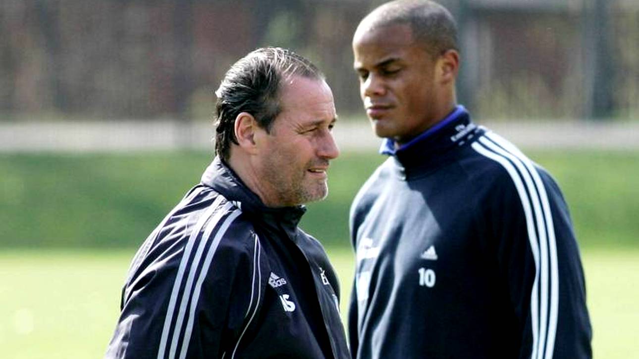 Huub Stevens und Vincent Kompany beim Hamburger SV