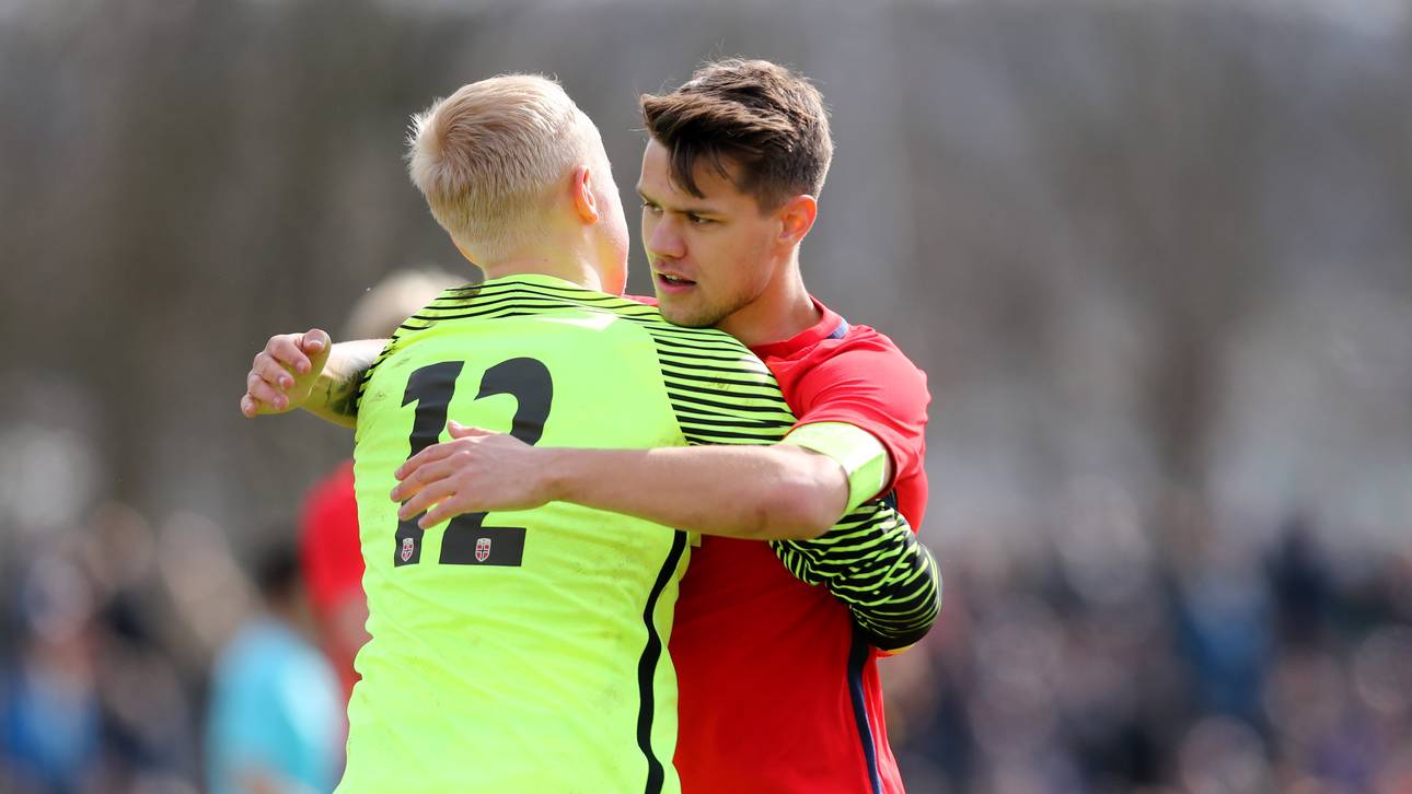 Torhüter mit Flasche beworfen