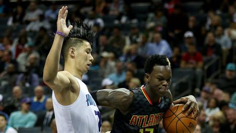 Jeremy Lin (l.) wechselt zu den Atlanta Hawks um Dennis Schröder