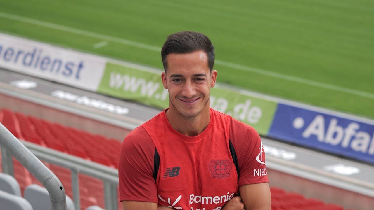 Lässig! Bayers neuer Weltstar kommt in Badelatschen