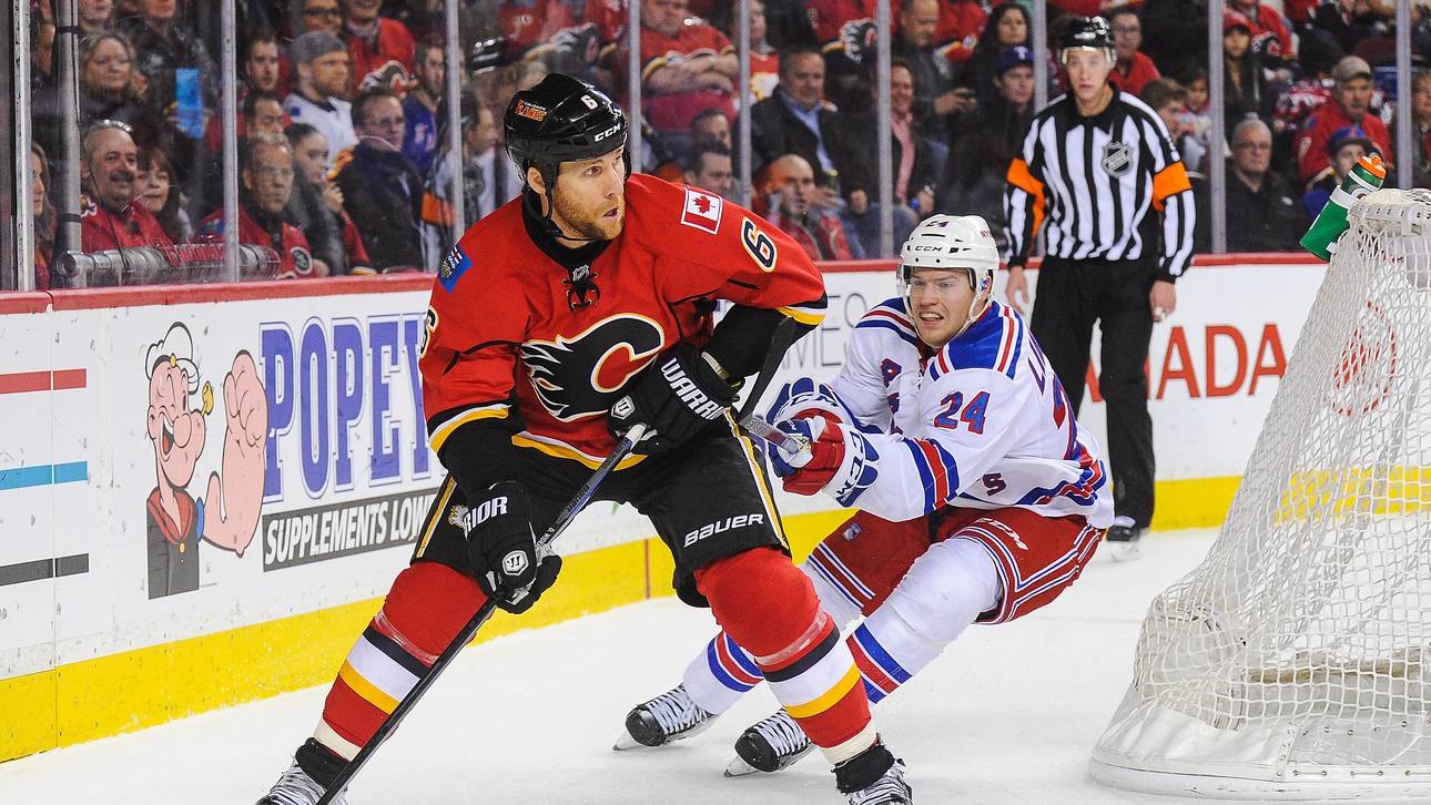 NHL-Profi checkt Schiedsrichter