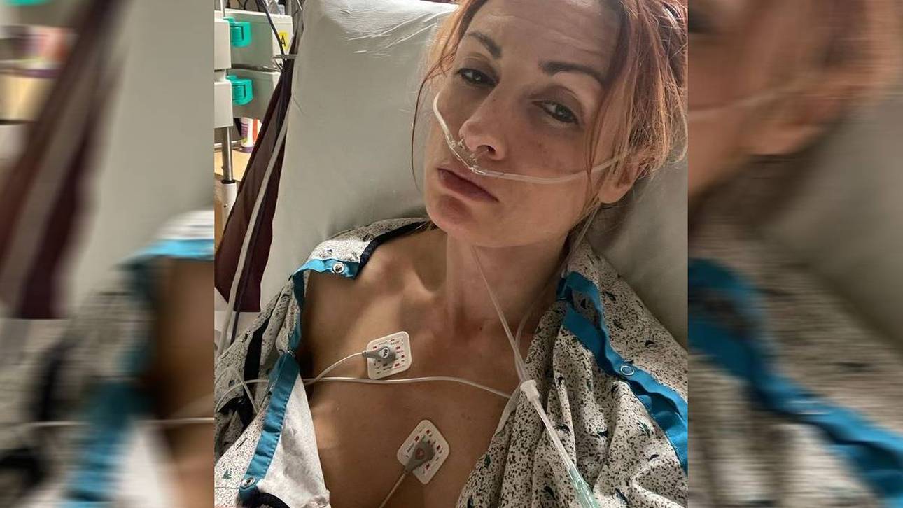 WWE-Star nach Ringunfall im Krankenhaus