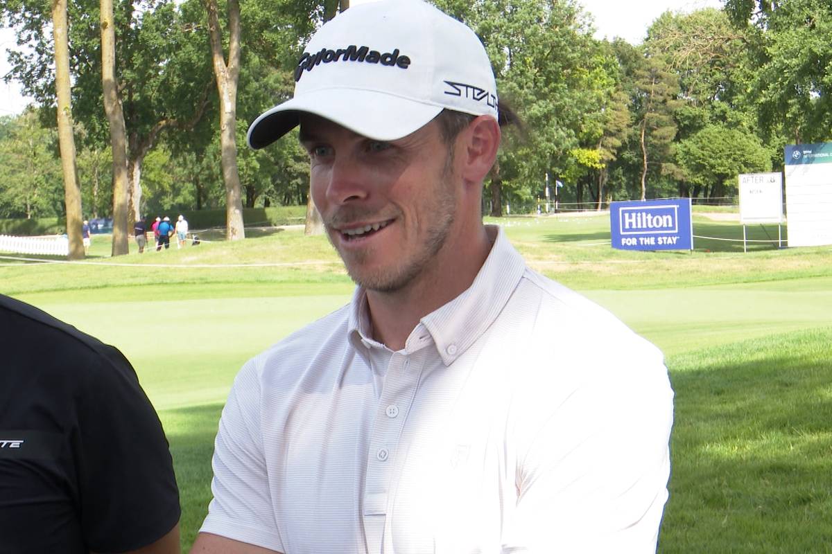 Vor den BMW International Open in München Eichenried spielen sich Thomas Müller und Gareth Bale für das Pro-Am Turnier ein. Der frühere Real-Star plaudert anschließend über seine Lieblingssportart.