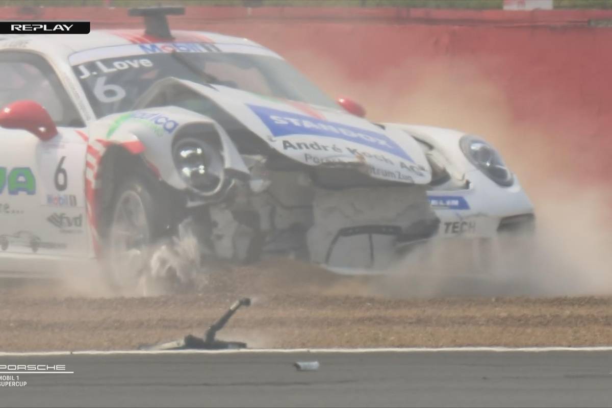 Güven siegt nach spektakulärem Start-Crash