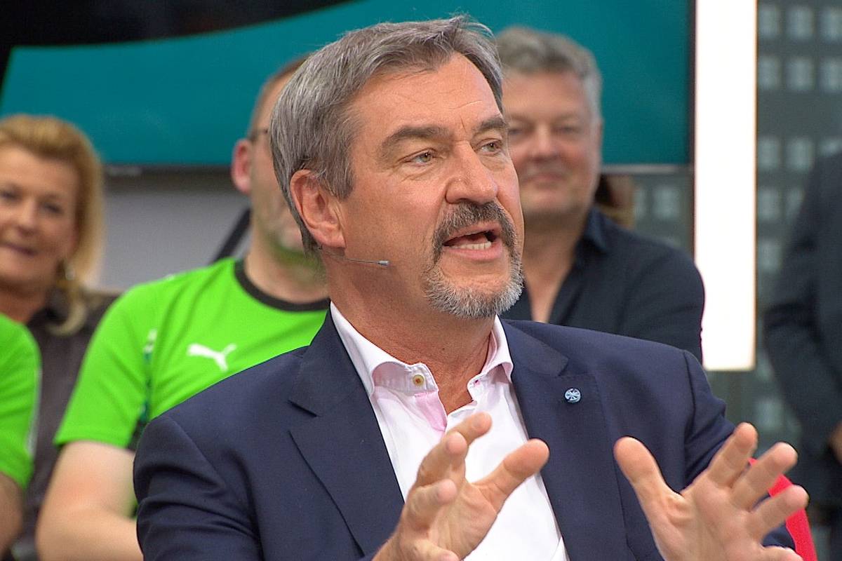 Es gibt immer wieder Diskussionen über die Bezahlung der Polizeieinsätze - Markus Söder reagiert im Doppelpass.