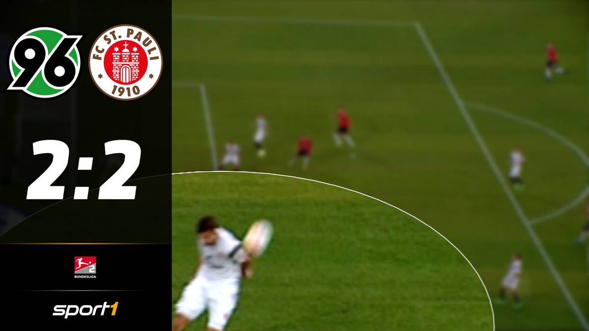 Der FC St. Pauli rettet mit einem Last-Minute-Tor noch das Remis gegen Hannover 96. Ein fragwürdiger Elfmeter sorgt für Aufregung.