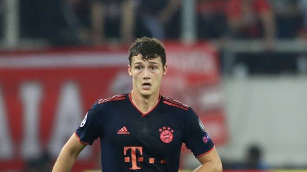 PIRAEUS, GREECE - OCTOBER 22: Benjamin Pavard of FC Bayern München runs with the ball during the UEFA Champions League group B match between Olympiacos FC and Bayern Muenchen at Karaiskakis Stadium on October 22, 2019 in Piraeus, Greece. (Photo by Alexander Hassenstein/Bongarts/Getty Images)