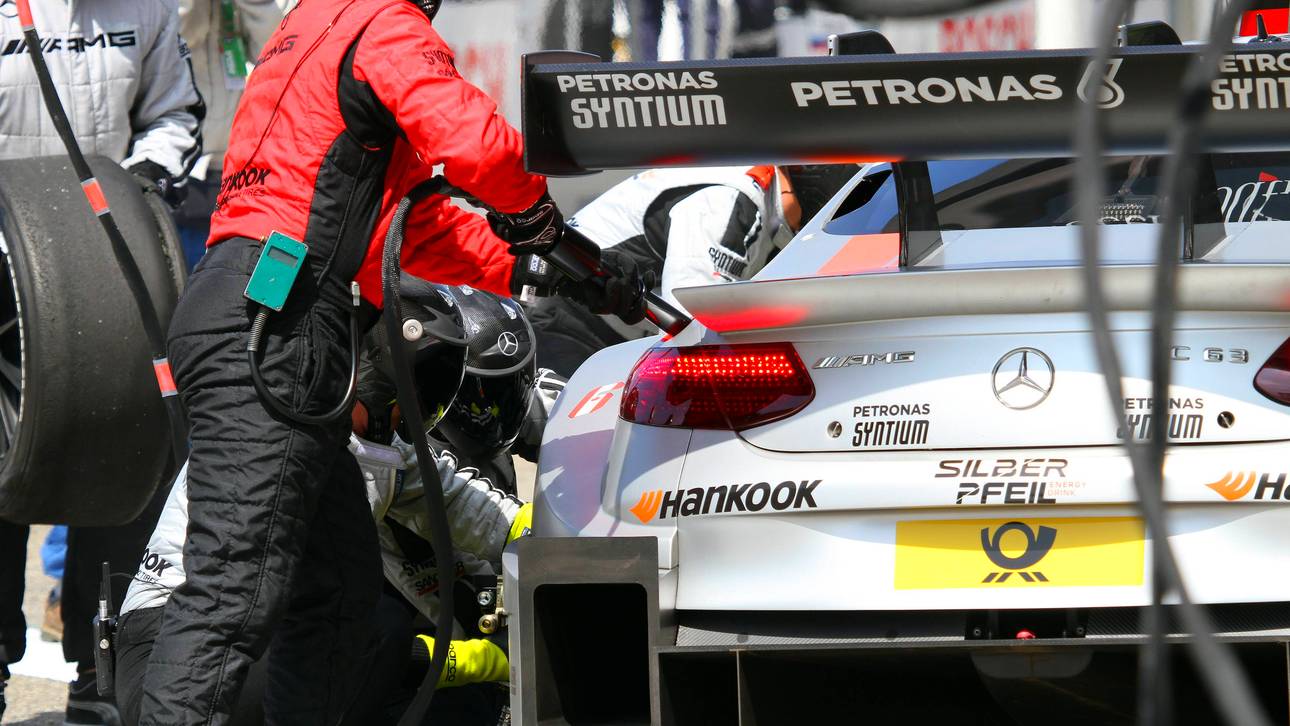 Technik-Fluch sucht die DTM heim