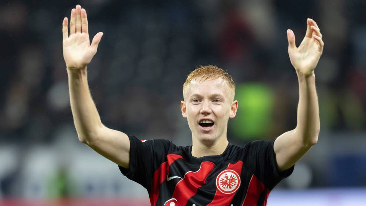 Wird mit den ganz großen verglichen: Eintracht-Star Hugo Larsson 