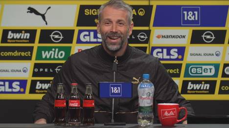 Marco Rose scherzt vor dem Spiel gegen RB Leipzig über die Spielvorbereitung. 