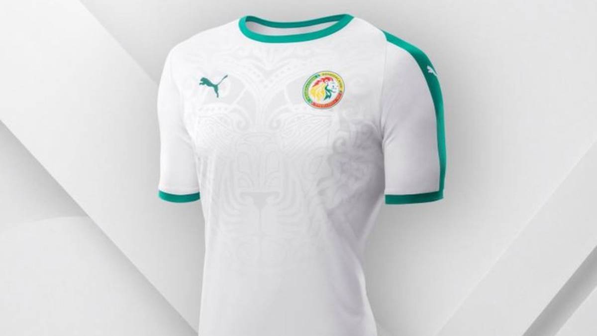 SENEGAL (Puma, 89,95 Euro): Die Senegalesen verzichten komplett auf Experimente