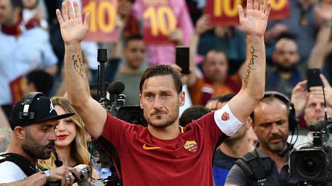 Francesco Totti beendete nach dieser Saison seine Karriere beim AS Rom