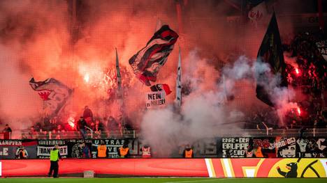 Eintracht-Fans brannten bei Union Berlin Pyrotechnik ab