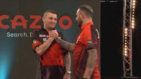 Nathan Aspinall gewinnt gegen Joe Cullen deutlich im Achtelfinale der Darts UK Open mit 10:2. 