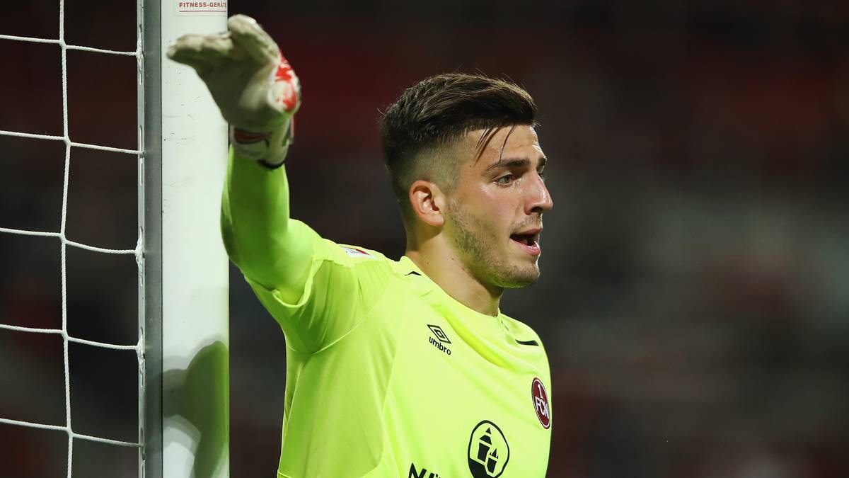 PLATZ 14: Fabian Bredlow (1. FC Nürnberg): Weisse Westen: 5 - Gegentore 19