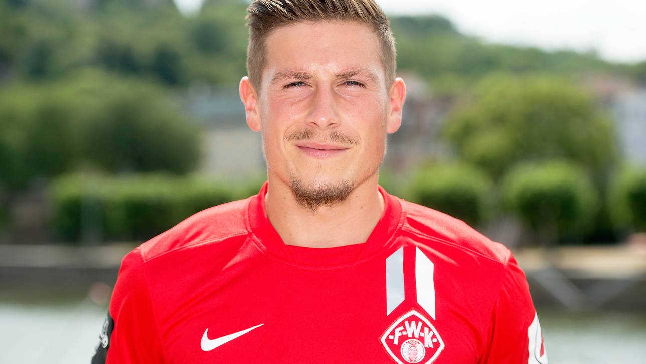 Holstein Kiel holt Lewerenz