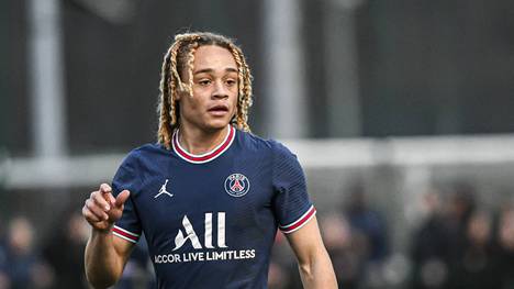 Bei PSV Eindhoven hat das frühere Wunderkind Xavi Simons die Leistungen gezeigt, die man schon seit Jahren vorausgesagt hat. Jetzt kehrt der 20-Jährige allerdings zurück zu seinem Ex-Klub.