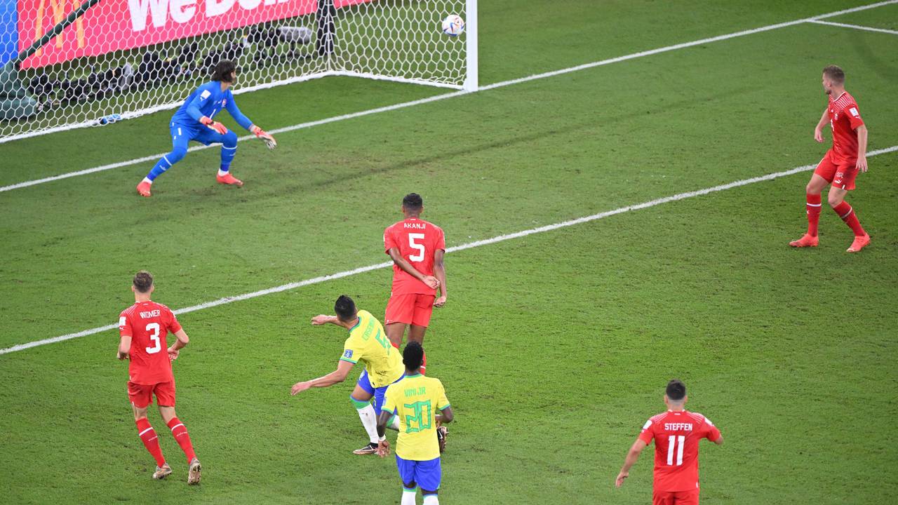 Traumtor lässt Brasilien jubeln