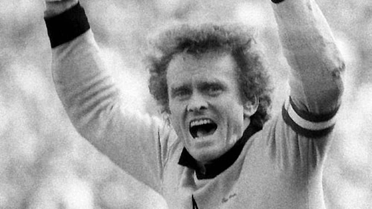 PLATZ 4: SEPP MAIER - Kahns legendärer Vorläufer im Bayern-Tor steht noch etwas höher im Ranking, weil er Bayern noch etwas länger prägte (1962-1979) und mit vier Europapokalsiegen international noch erfolgreicher war